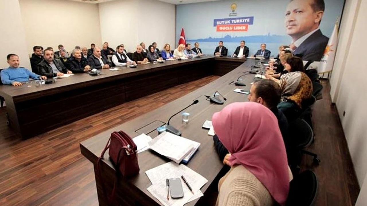 Bayraktar AK Parti Sarıyer Teşkilatı’nı topladı