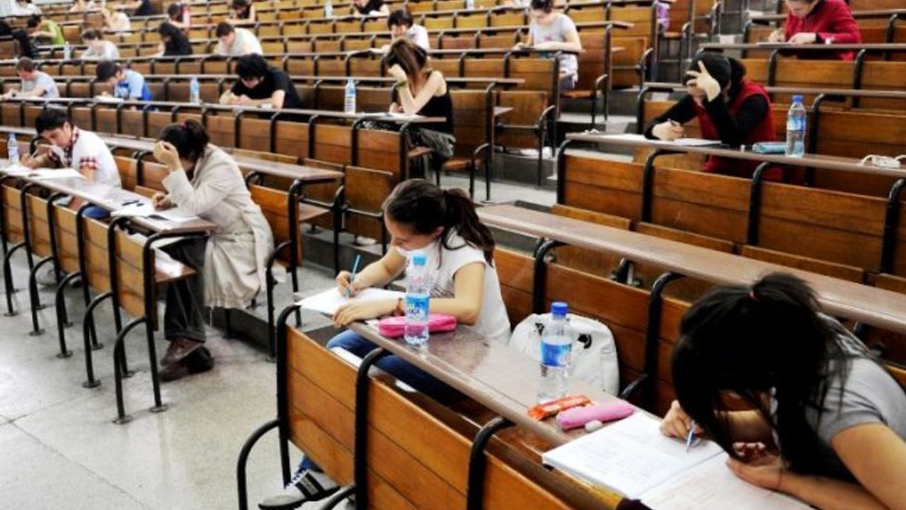 Milli Eğitim Bakanlığı açıkladı: 8 dönem şartı kaldırıldı