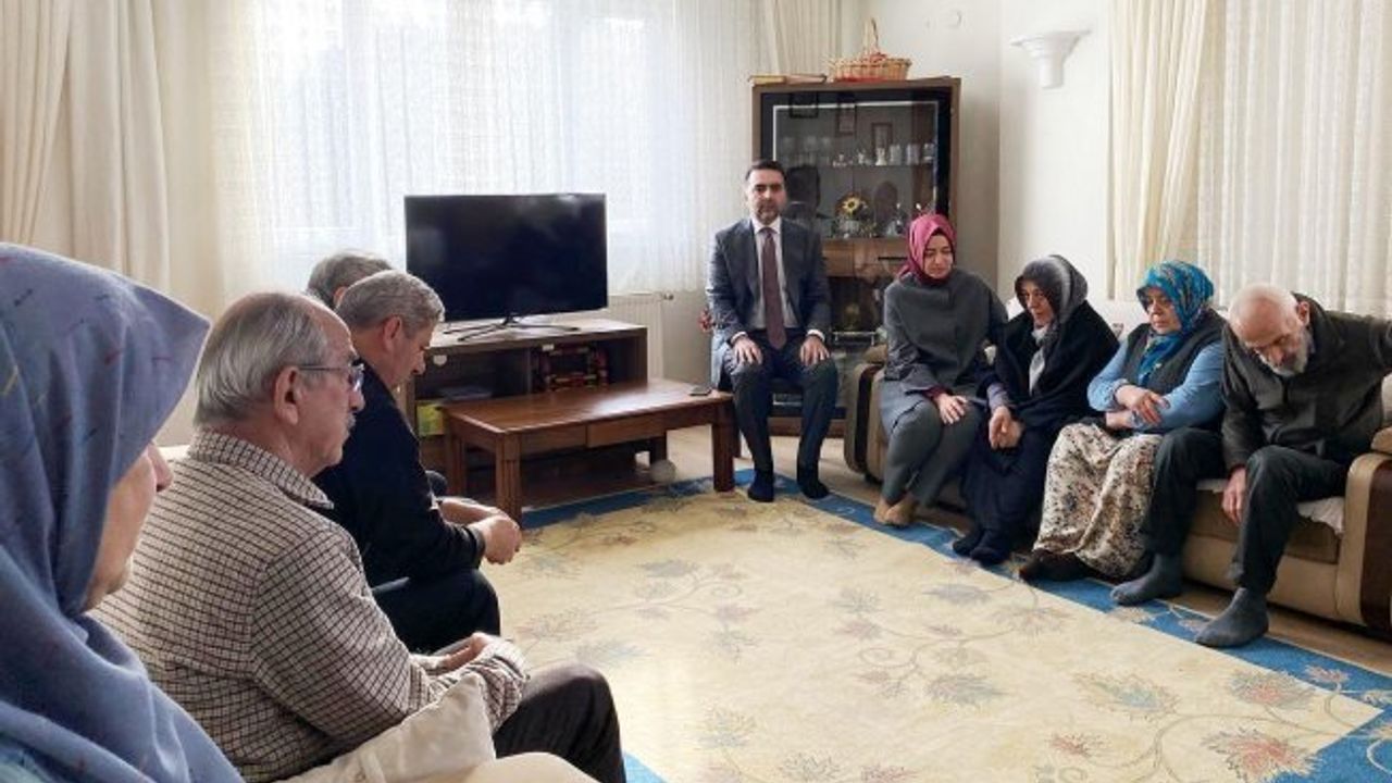 AK Parti'li vekilden Topkara ailesine taziye ziyareti