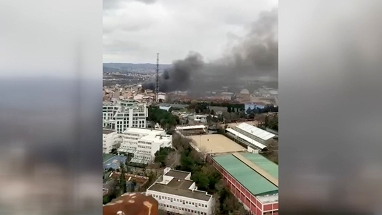 Sarıyer’de 8 binaya sıçrayan yangın güçlükle söndürüldü