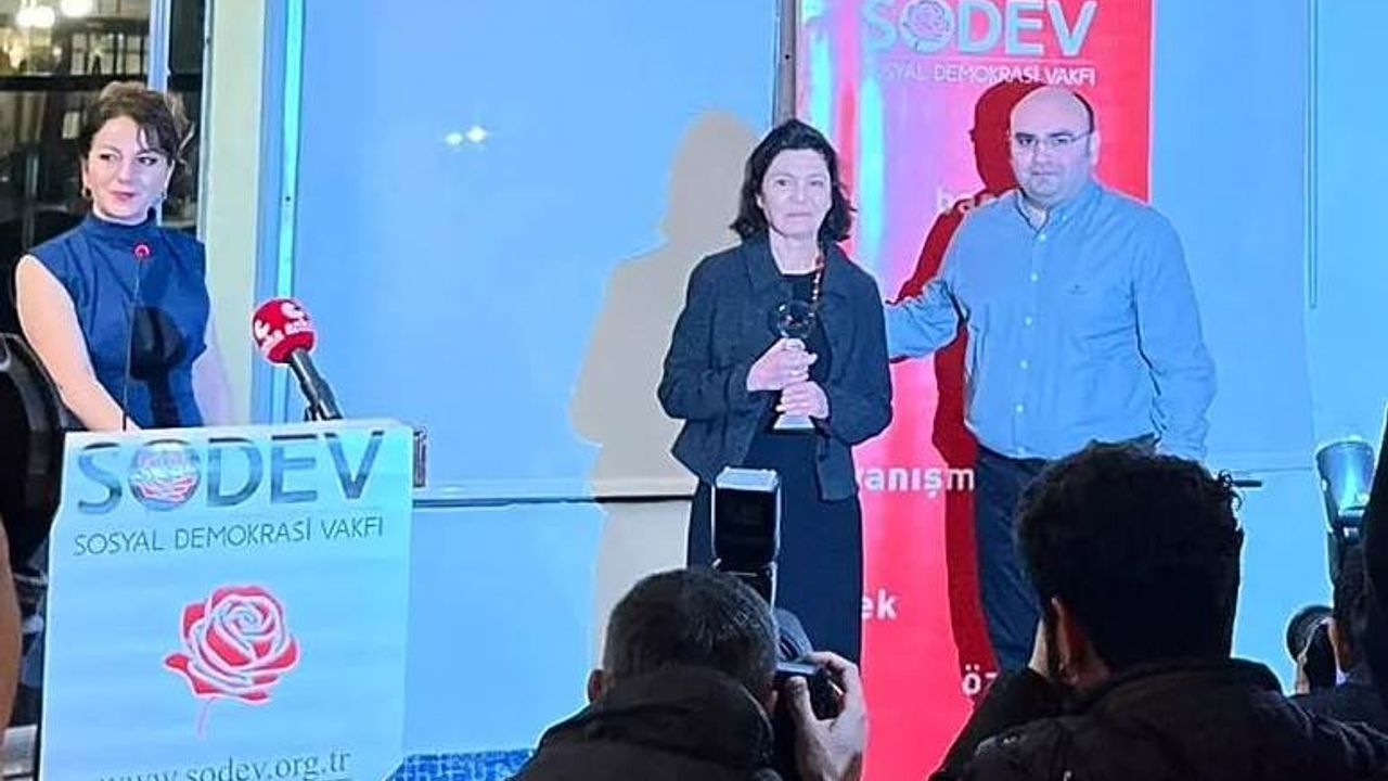 Sodev’in '2022 İnsan Hakları Ödülü' Gezi Tutuklularına verildi