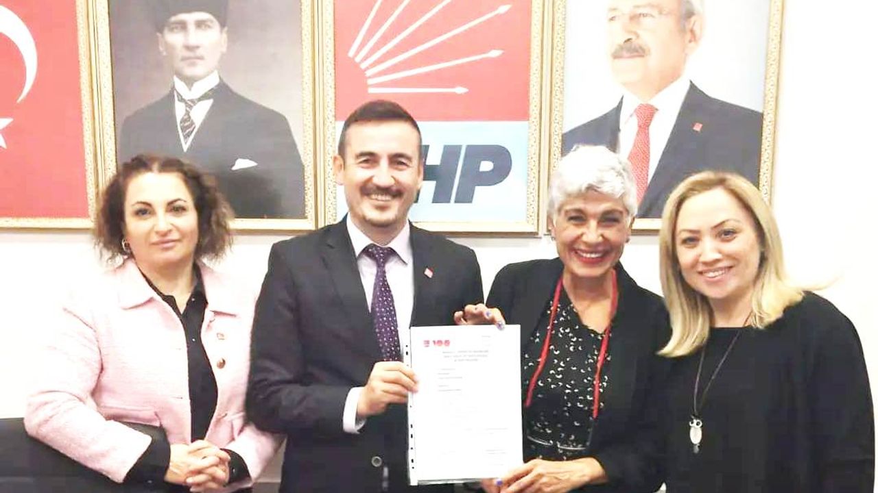 Mimar Ayşe Ünlü, CHP Sarıyer'den Başkan Aday Adayı oldu
