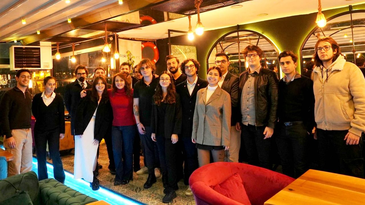 CHP Başkan Aday Adayı Dilek Karafazlı gençlerle buluştu