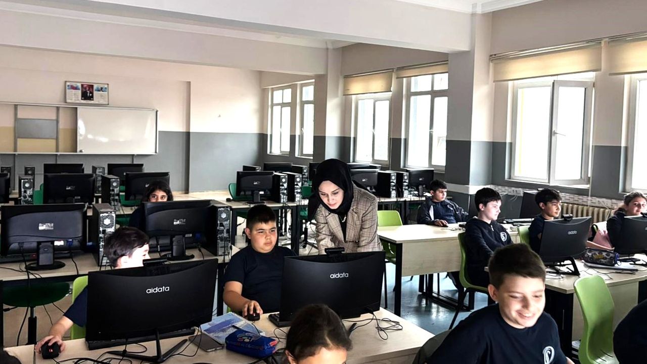 Sarıyer Ortaokulu'nda dijital geleceğe adım