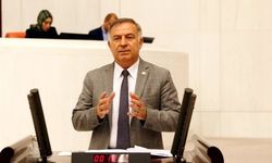 CHP’li Gökan Zeybek, “Ülke iyi yönetilemiyor, savruluyor”