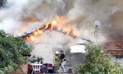 Sarıyer'de yanan evini alev çaresizlik içinde izledi