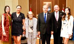 Filiz Gündoğan'ın "Buradayım" Eserine 2024 Gülten Dayıoğlu İlk Gençlik Romanı Ödülü!