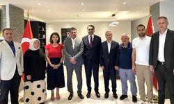 AK Parti Sarıyer'den Emniyet Müdürü Yüzbaşıoğlu'na "Hayırlı Olsun" Ziyareti
