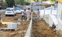Kâğıthane'de Yol ve Çevre Düzenleme çalışmaları devam ediyor