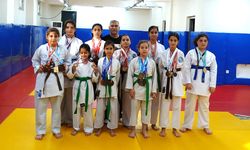 Sarıyer Belediyesi Karate Takımı, 21 madalya ile Yıldızlar Ligi’ne damga vurdu