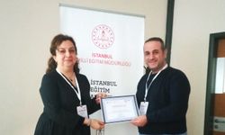 Sarıyerli akademisyen müdür yine gururlandırdı