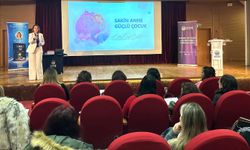 Sarıyer’de “Sakin Anne Güçlü Çocuk” semineri gerçekleşti