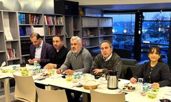 AK Parti Sarıyer basına mensuplarını iftarda ağırladı