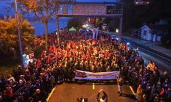 Sarıyer’de binlerce kişi Cumhuriyet için yürüdü