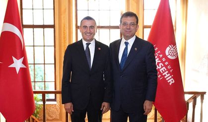 Mehmet Kubat; "İmamoğlu'nun yanındayız, haksızlığa karşı duruyoruz"