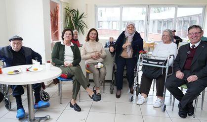 Başkan M. Oktay Aksu, yaş almış komşularını ziyaret etti