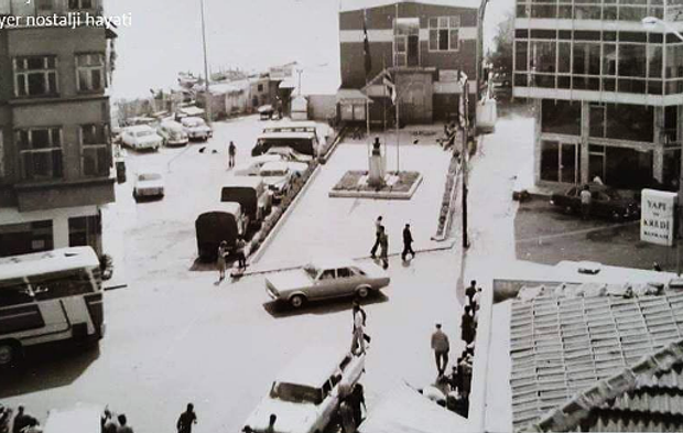 Eski Sarıyer Spor Kulübü binası ve Sarıyer Merkez