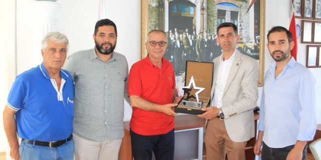 Sarıyer Beşiktaşlılar Derneği’nden Başkan Kavaloğlu’na ziyaret