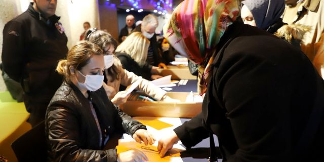 Sarıyer’de 7 bin 500 öğrenciye burs desteği