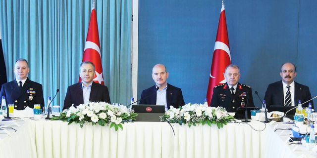 Bakan Soylu; İstanbul'un sorunlarını Sarıyer'de dinledi