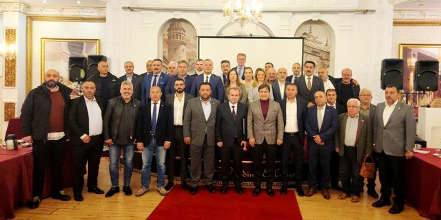 MHP Milletvekili Adayları Sarıyer’de muhtar ve basınla buluştu