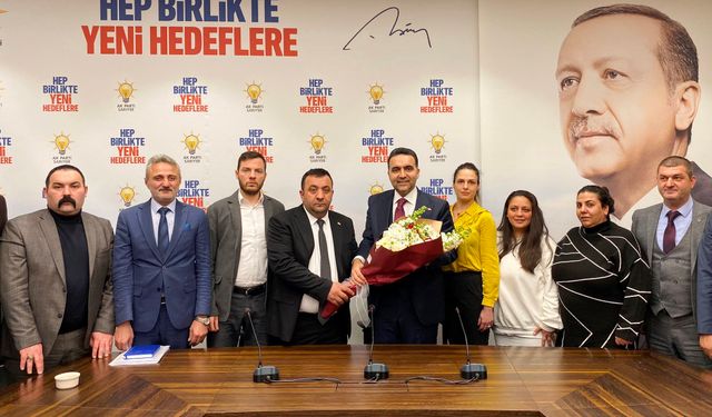 MHP'den Sarıyer'den AK Parti'ye iade-i ziyaret