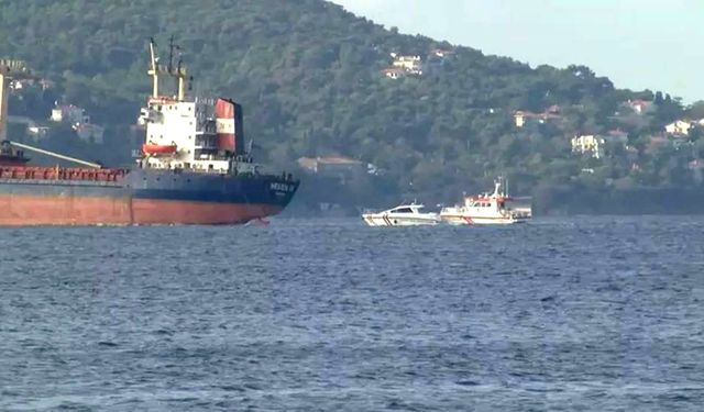 Sarıyer açıklarında arıza yapan gemi kurtarıldı