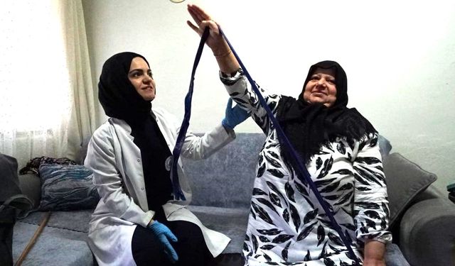 Kâğıthane Belediyesi’nden evde fizik tedavi hizmeti