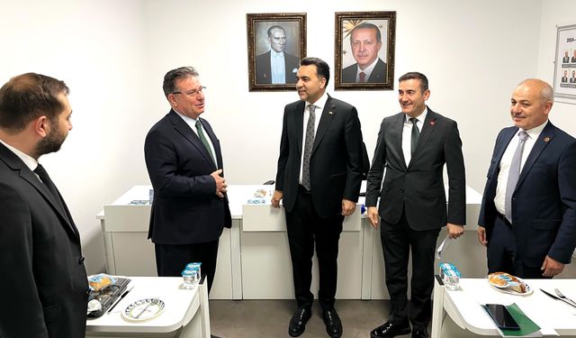 AK Parti İlçe Başkanı Kurşun'dan övgü dolu sözler