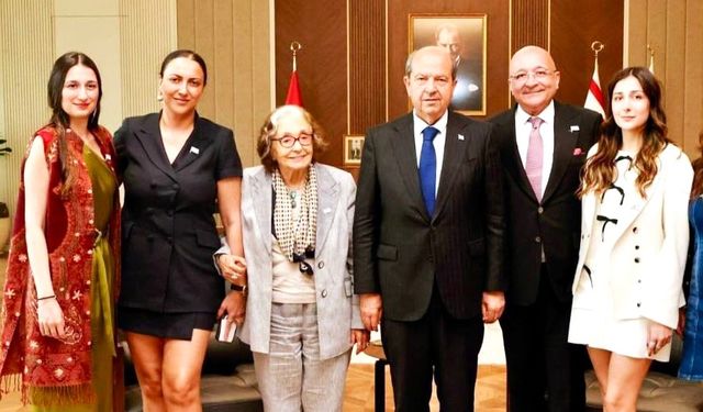 Filiz Gündoğan'ın "Buradayım" Eserine 2024 Gülten Dayıoğlu İlk Gençlik Romanı Ödülü!