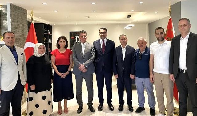 AK Parti Sarıyer'den Emniyet Müdürü Yüzbaşıoğlu'na "Hayırlı Olsun" Ziyareti