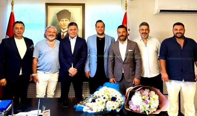 Sarıyer Spor Kulübü'nden Emniyet Müdürü Şinasi Yüzbaşıoğlu'na "Hayırlı Olsun" ziyareti