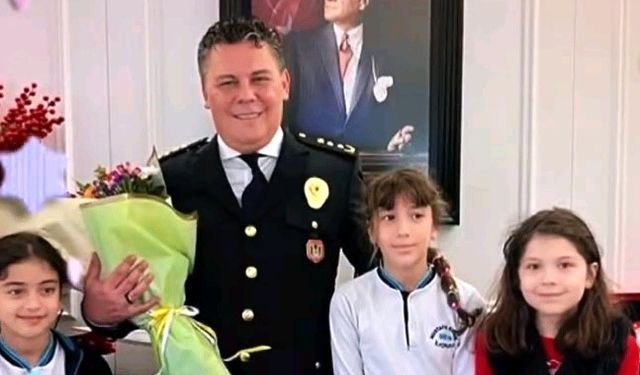 Şinasi Yüzbaşıoğlu, çocuk sevgisiyle gönülleri fethetti