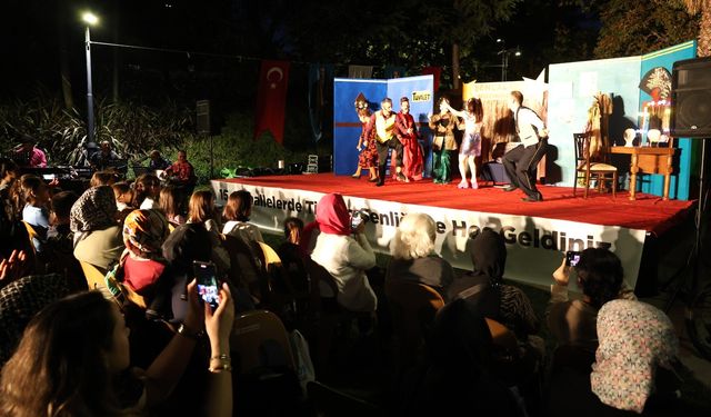 Sarıyer Belediyesi 15. Mahallelerde Tiyatro Şenliği başladı