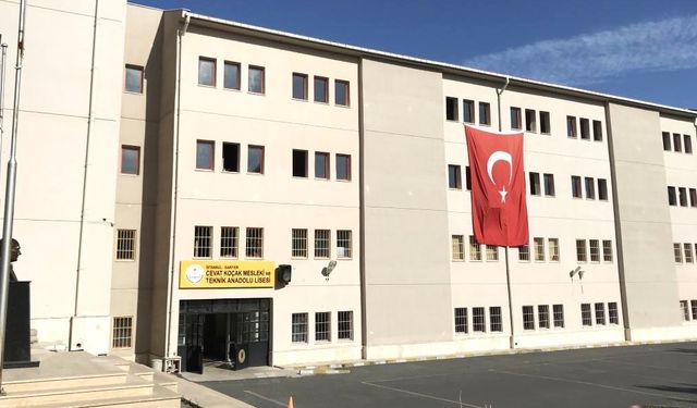 Tarabya Cevat Koçak Anadolu Lisesi’nden tarihi başarı