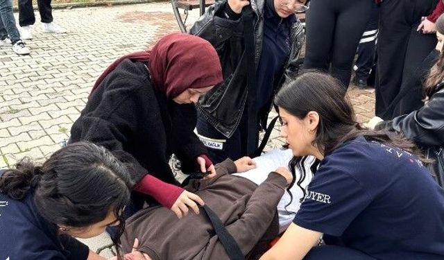 Düzce Depremi'nin 26. yılında Sarıyer'de Afet Tatbikatı