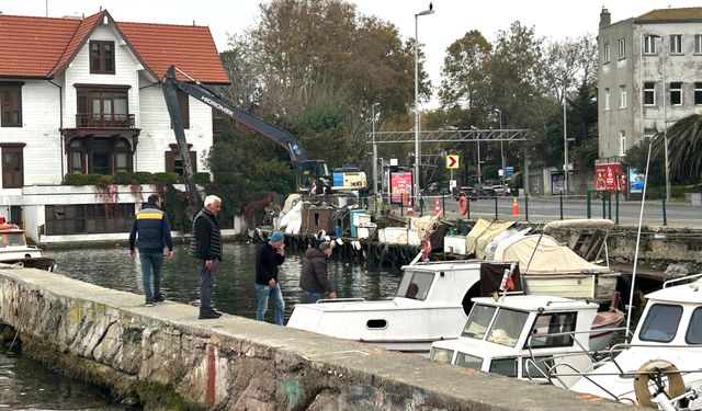Yeniköy Balıkçı Barınağı’nda dip altı temizliği!