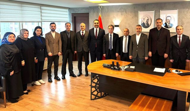 AK Parti Sarıyer’den Kaymakan Maytalman’a hayırlı olsun ziyareti