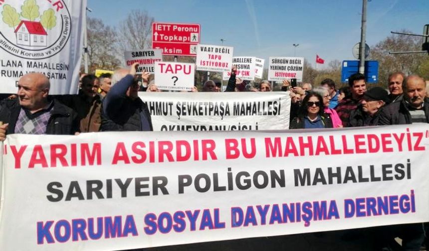 Sarıyer Mahalleler Birliği İBB önünde ‘tapu’ eylemi yaptı