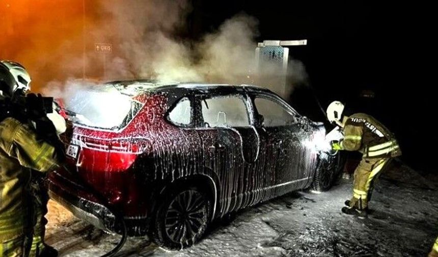 Sarıyer’de Togg T10X yangını