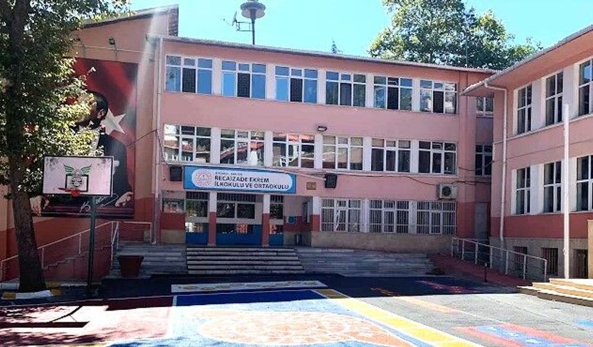 İstinye’de Skandal! öğretmenleri dolandırmaya kadar düştüler