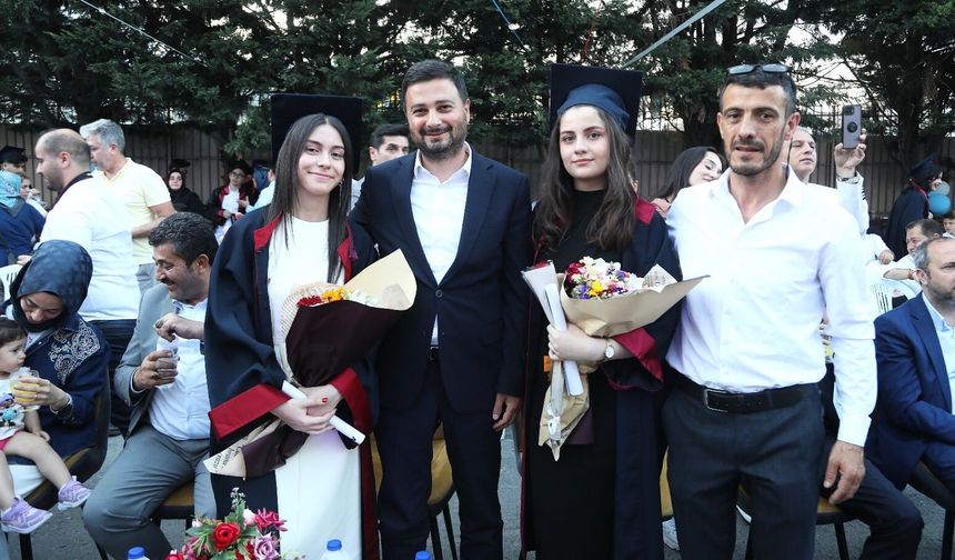 Kâğıthane Belediyesi gençlerin YKS ücretlerini karşılıyor