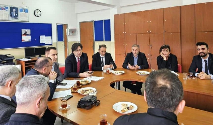 Sarıyer’de Ortaokul Müdürleri bir araya geldi