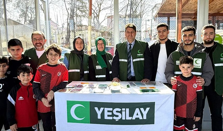 Reşitpaşa Spor Kulübü’nde genç sporculara Yeşilay’dan eğitim