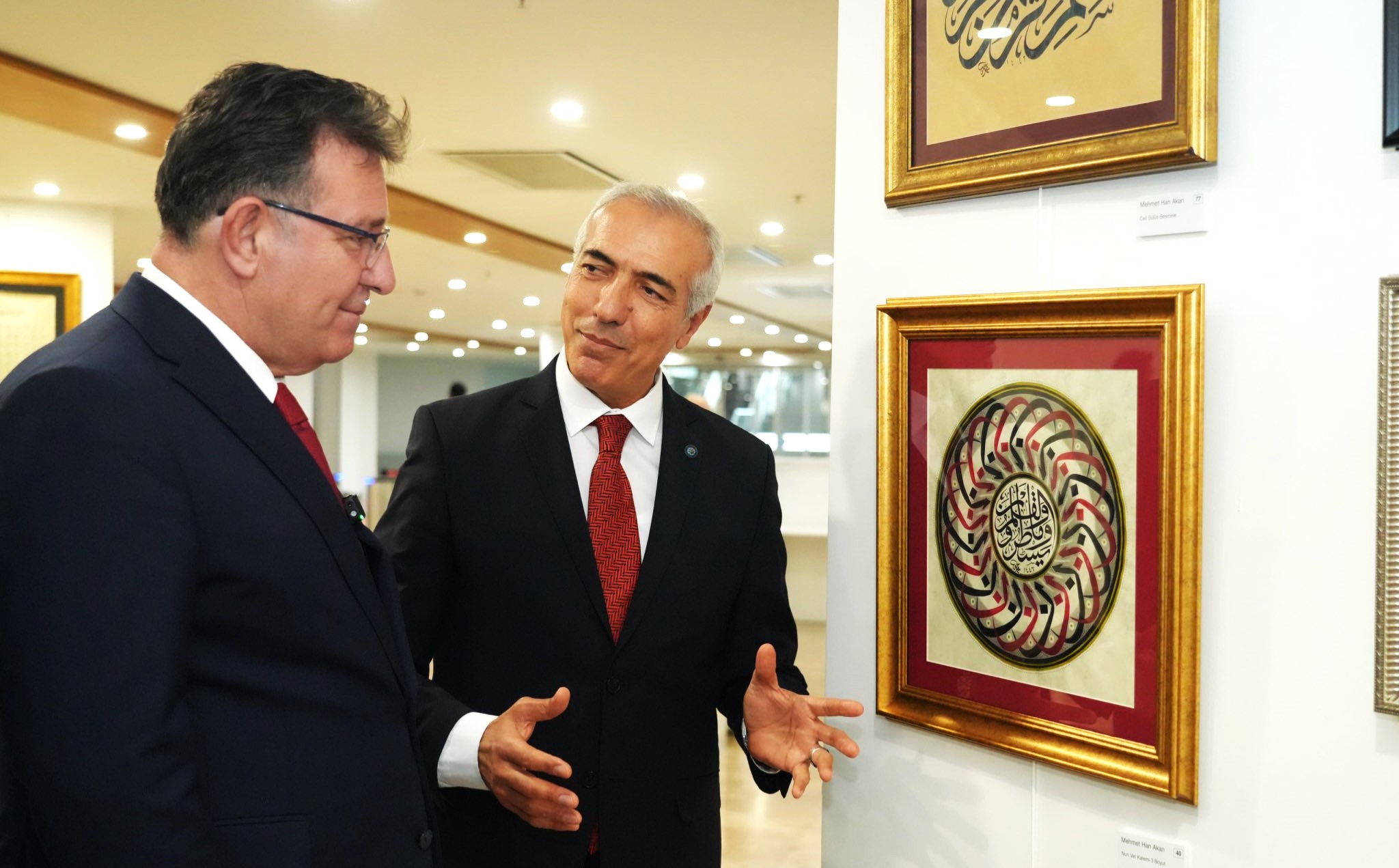 G4 R7 V W O W E A A G5B V