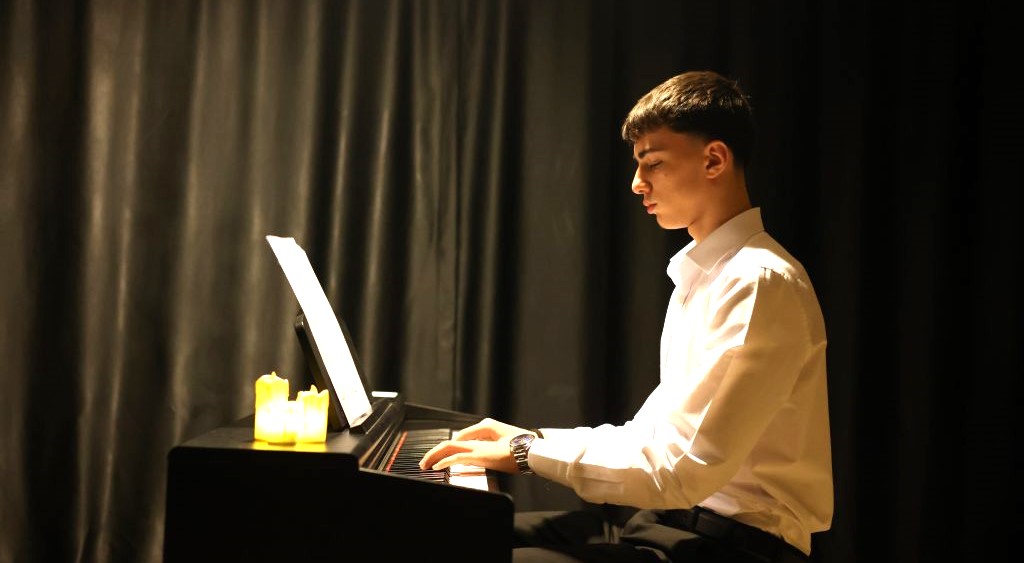 1000588254 1 1024X683