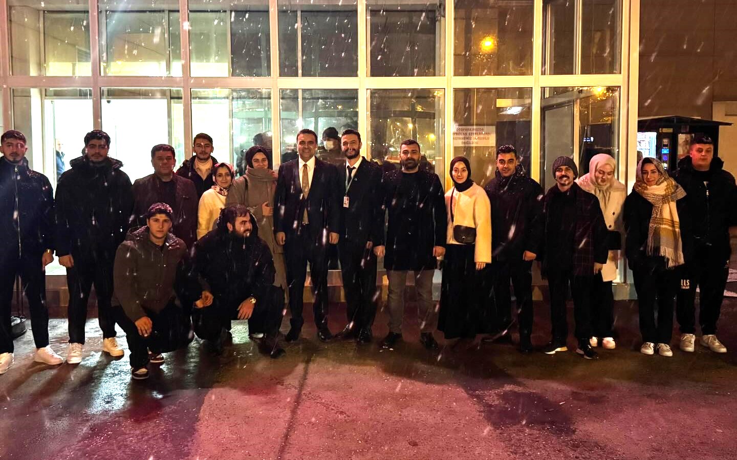 608690199 18094142264495594 540358533699252937 N