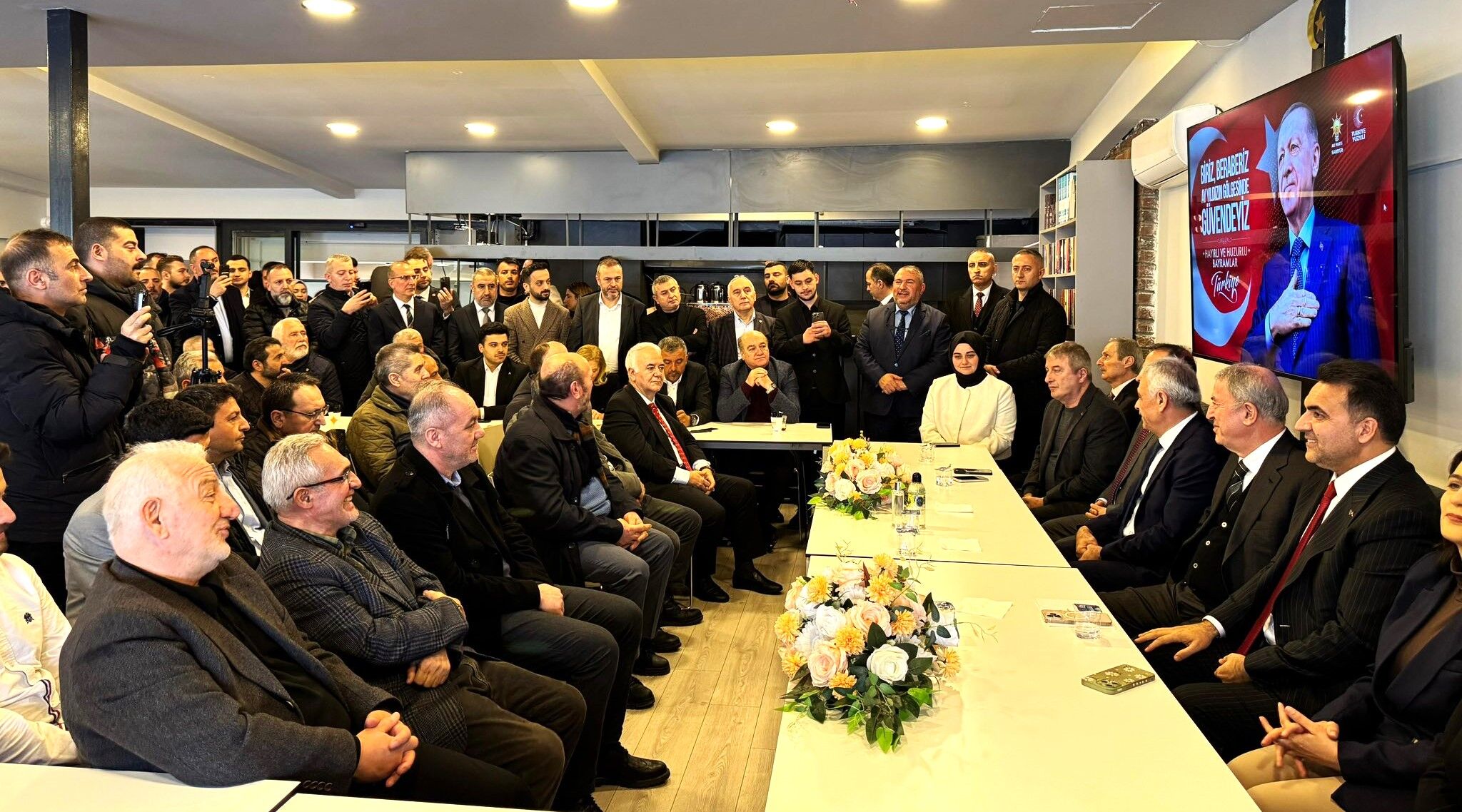 655482347 4379642258987390 3359789530232191493 N