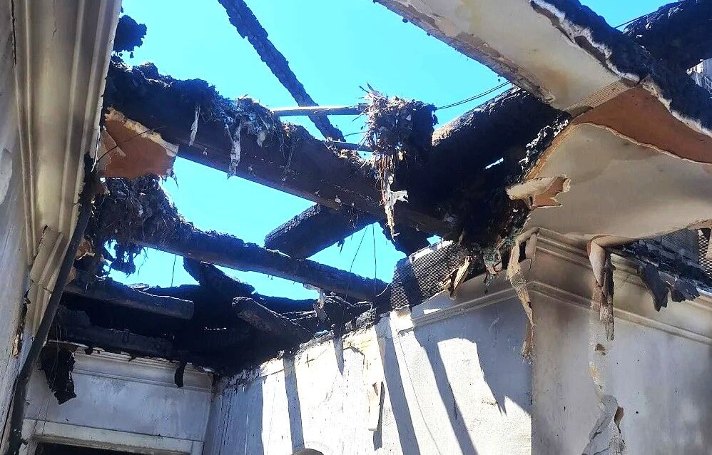 54B5536D Catisiz Apartmanda Iki Aylik Cile Borcu Bitmeden Kule Dondu Sariyerde Yanan Catinin Parasini Oderken Evsiz Kaldilar